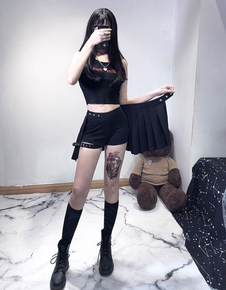 http://aesthetic-clothing.com/cdn/shop/products/aesthetic-clothing-mini-skirt-with-shorts-underneath-928.jpg?v=1635411425