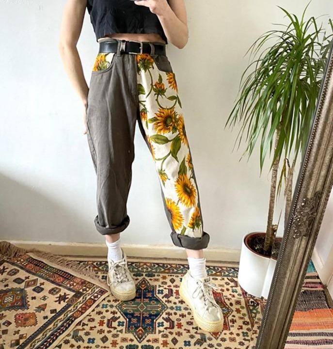 Sunflower Print Flare Pants – Aesthetic Clothing
