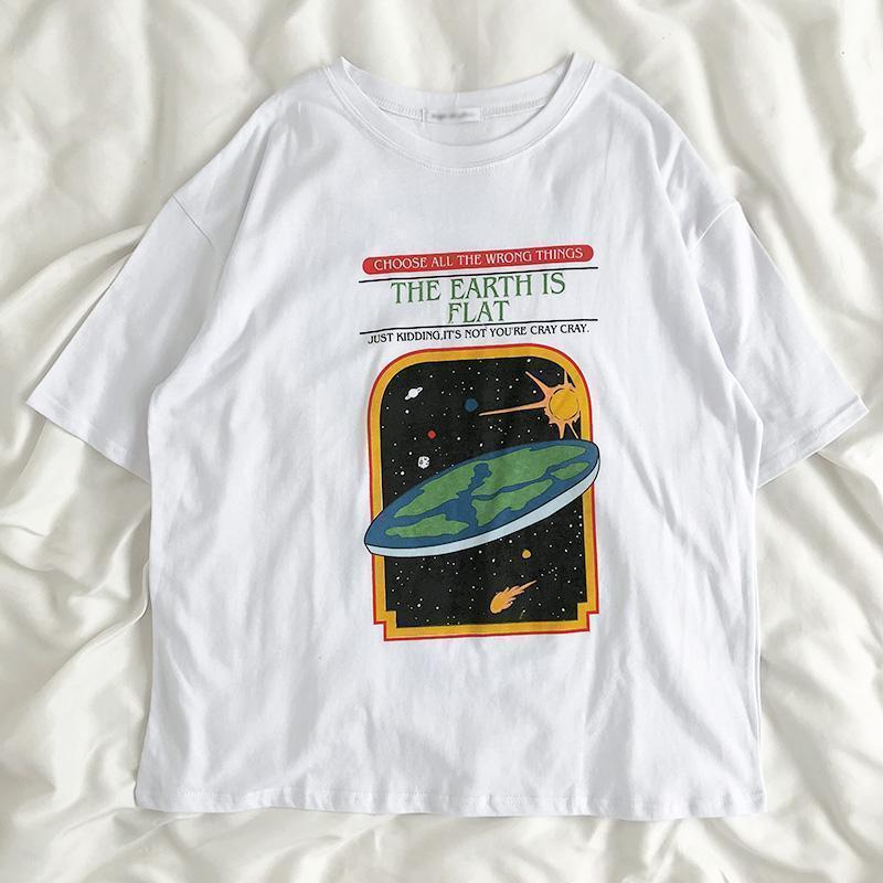The Earth Is Flat Shirt - Aesthetic Clothing