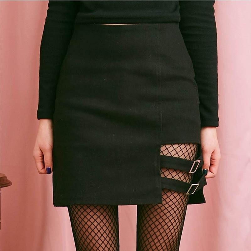 Black Skirt With Buckle - Aesthetic Clothing